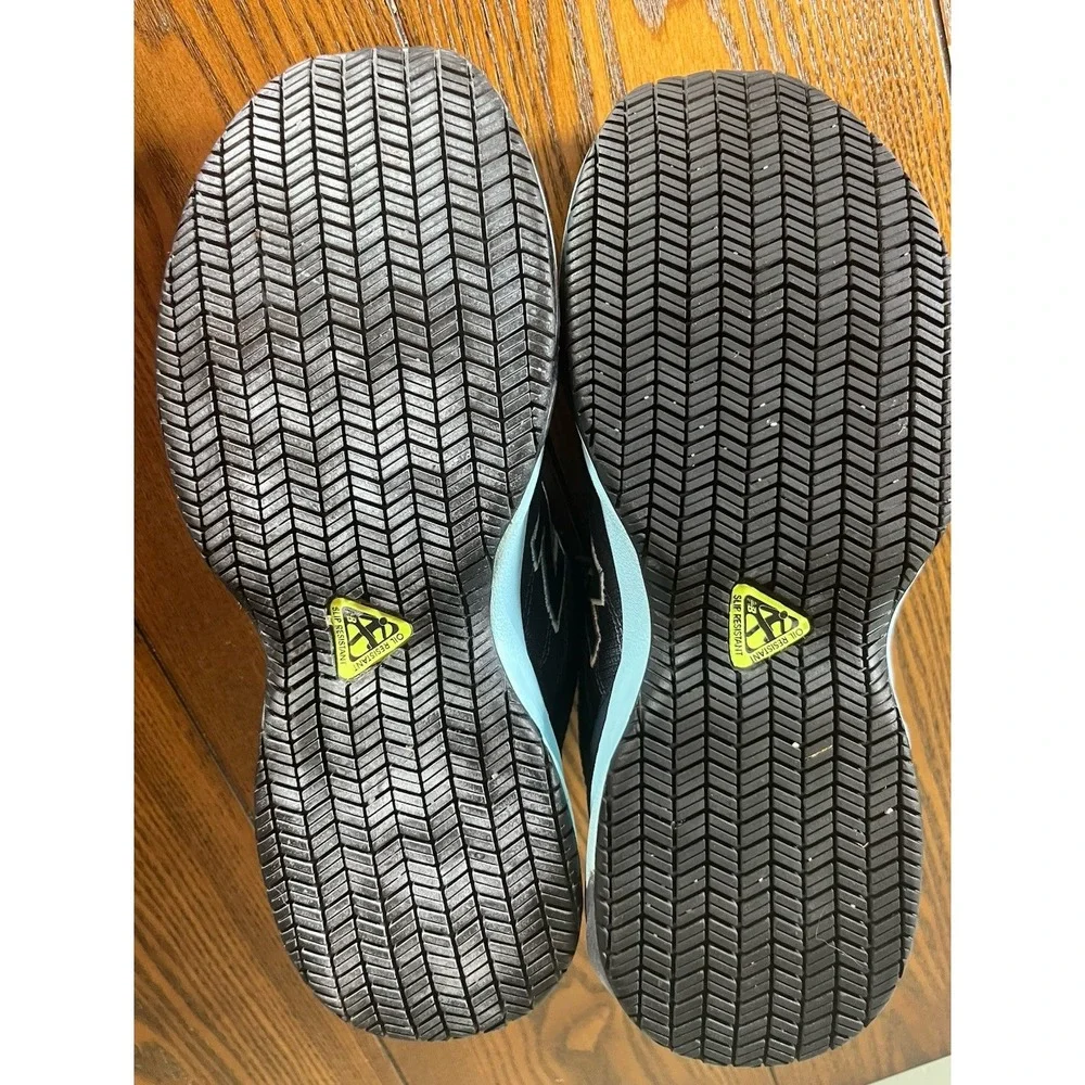 New Balance these shoes
